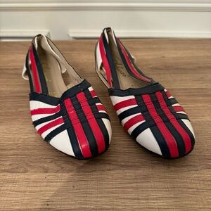 Sofwear Red White and Blue Woven Slip on Sandals 8.5